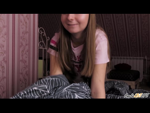 ❤️ ব্লন্ডি তার BFF এর গভীরভাবে স্তন্যপান করে এবং তার মুখের মধ্যে কাম পায় ❤️❌ গুণমান পর্ণ ☑